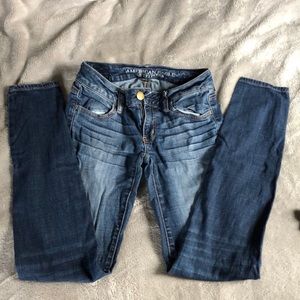 🌼American Eagle Skinny Jeans